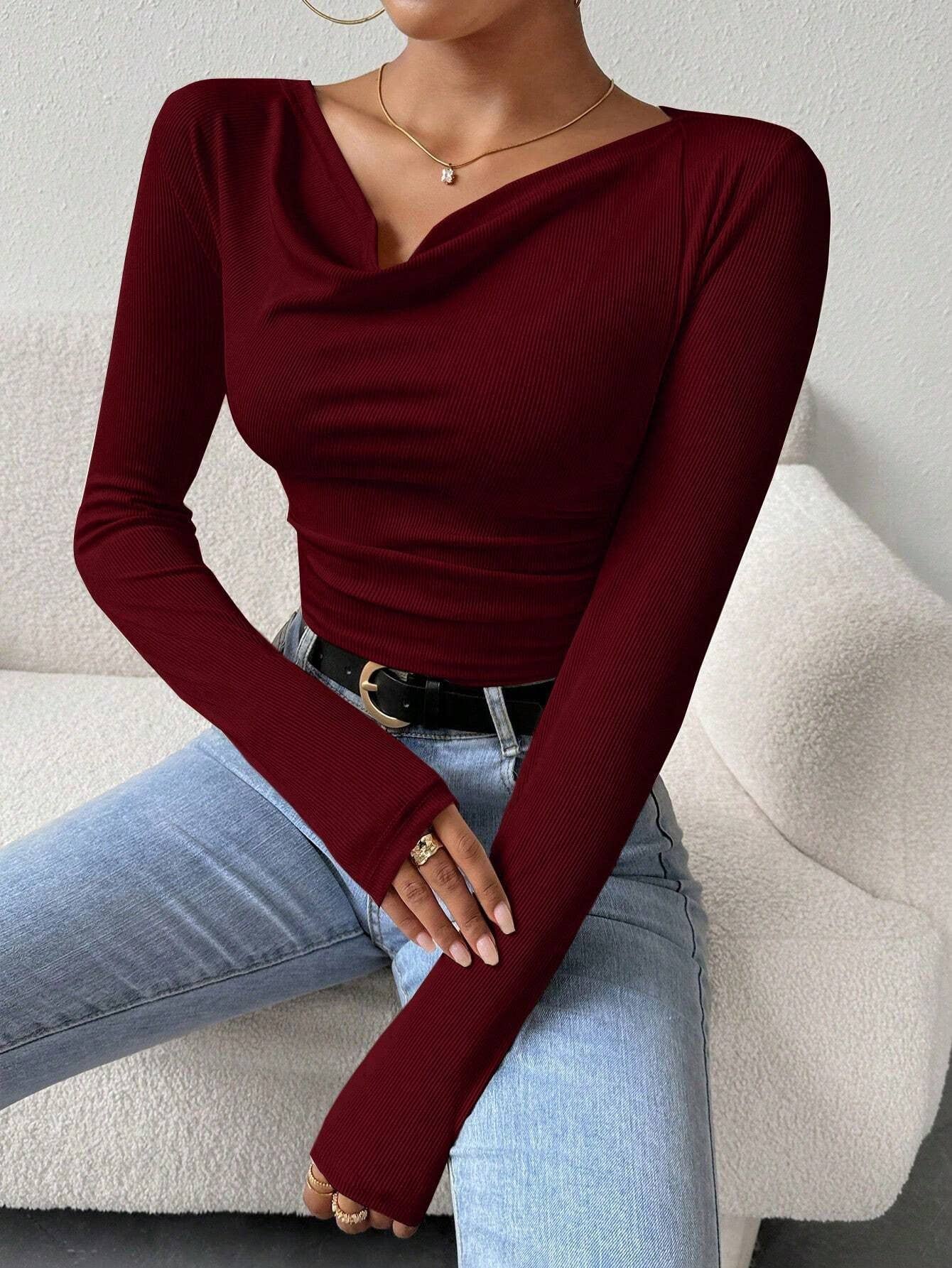 SWING NECK PLEATED SOLID COLOR SLIM-FIT T-SHIRT