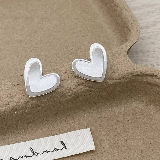 VALENTINE'S DAY DESIGN BRUSHED HEART EARRINGS