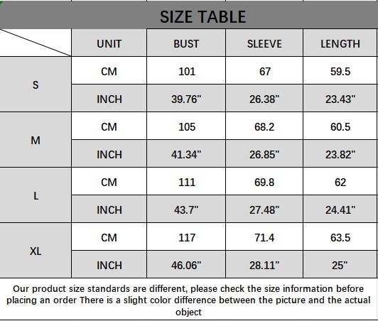 CWOHOL1009_LONG-SLEEVED HOODIE WITH BUTTON POCKETS