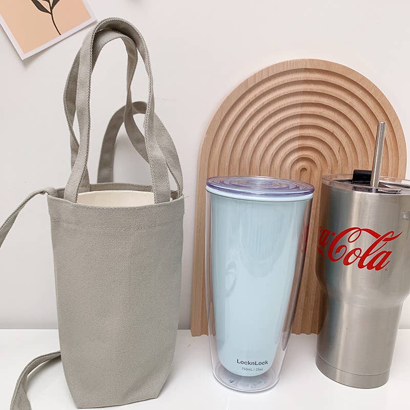 Portable and portable slanting water cup bag