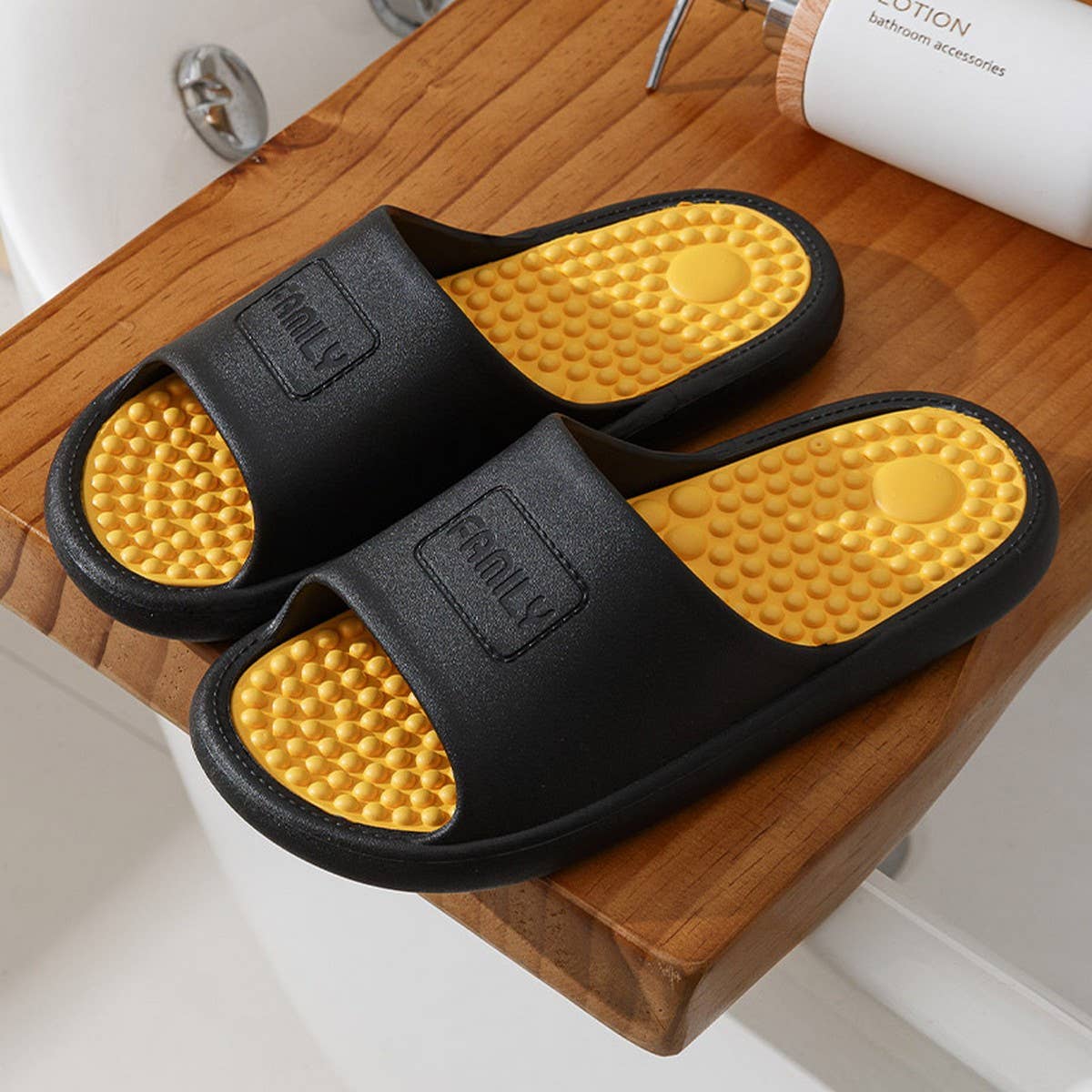2024 NEW NON-SLIP SOFT MASSAGE SANDALS_CWSHS0803