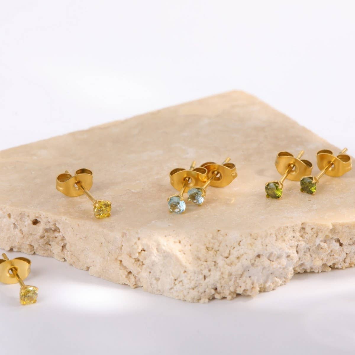 December Birthstone Stud Earrings 18K Zircon