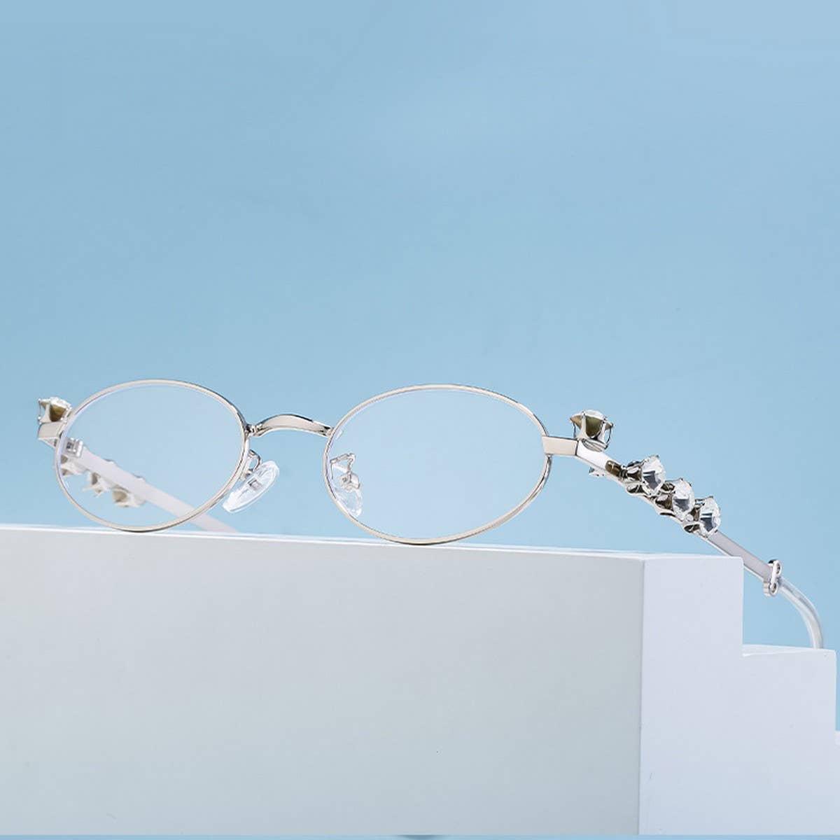 DIAMOND EYEGLASS FRAMES