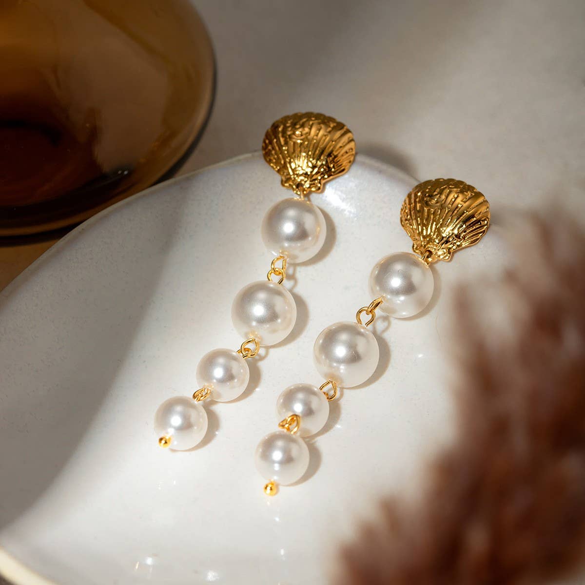 ELEGANT SHELL PEARL TASSEL EARRINGS
