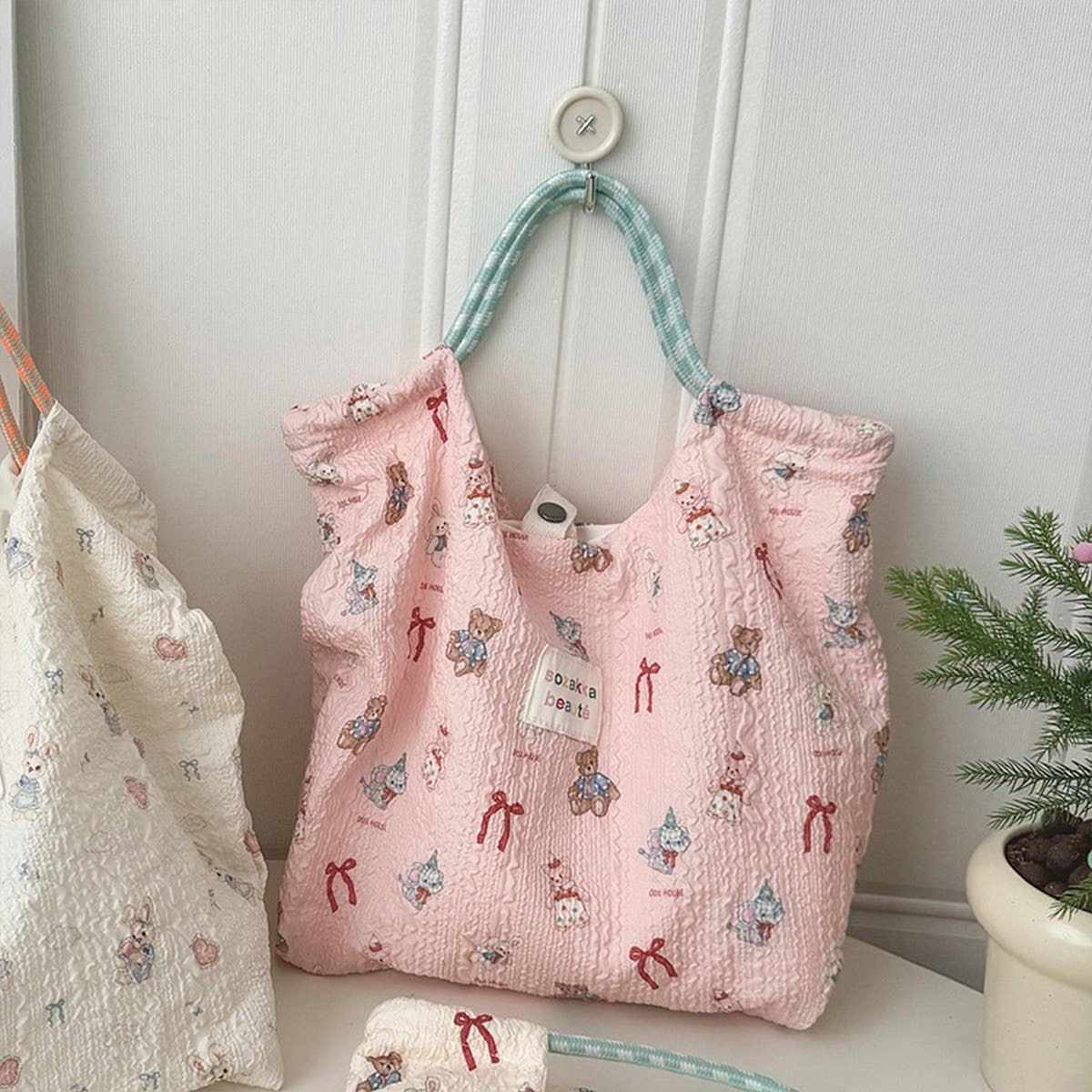 2024 NEW EMBOSSED CUTE SWEET CANVAS BAG_CWAB3080