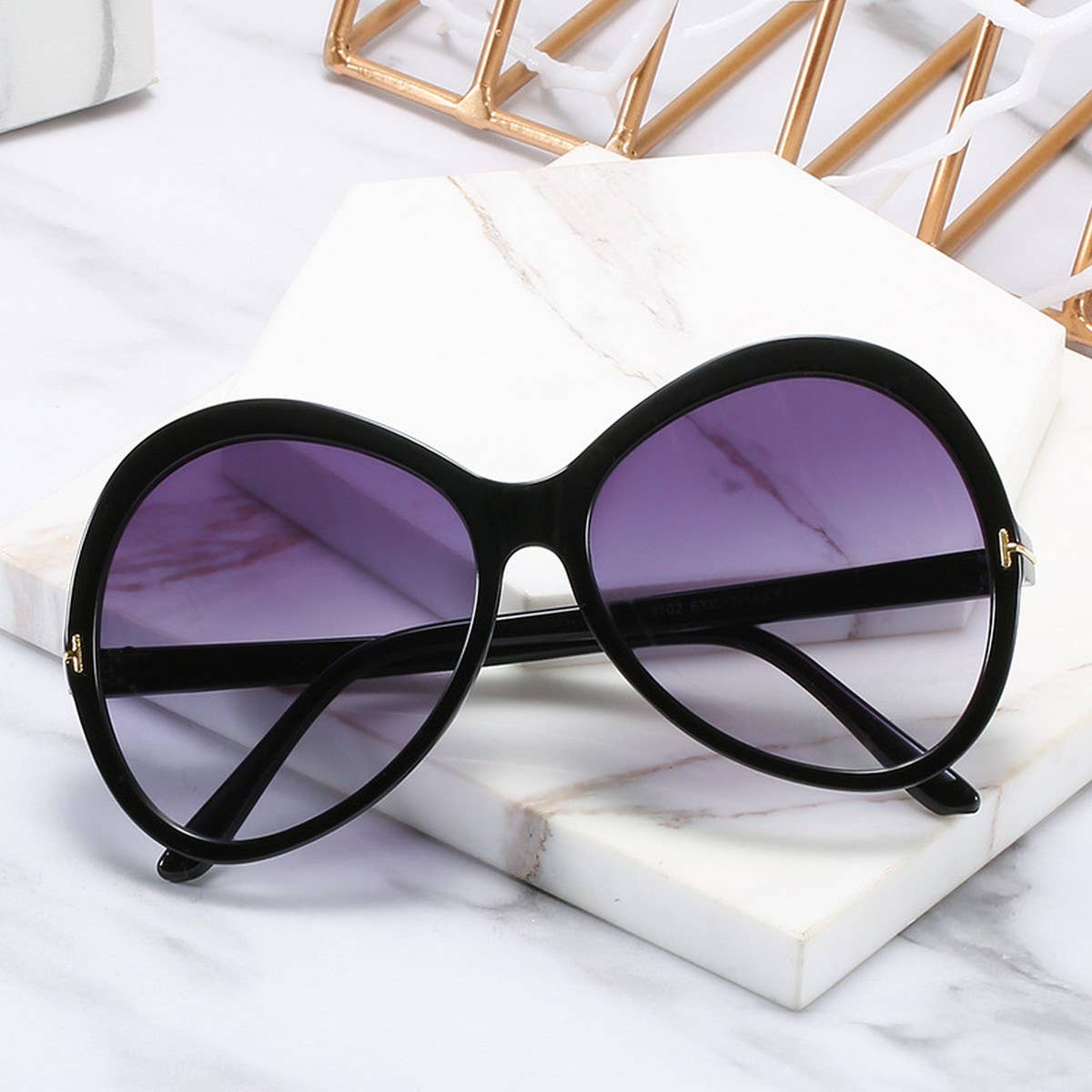 LARGE FRAME TOAD TRENDY T-SHAPE SUNGLASSES WOMEN