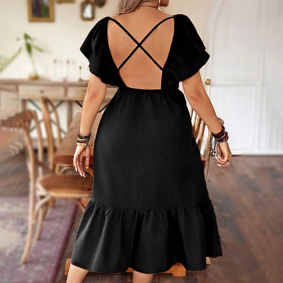 PLUS BLACK TRIM SHORT SLEEVED SLIM BACKLESS DRESS_CWDSD3308