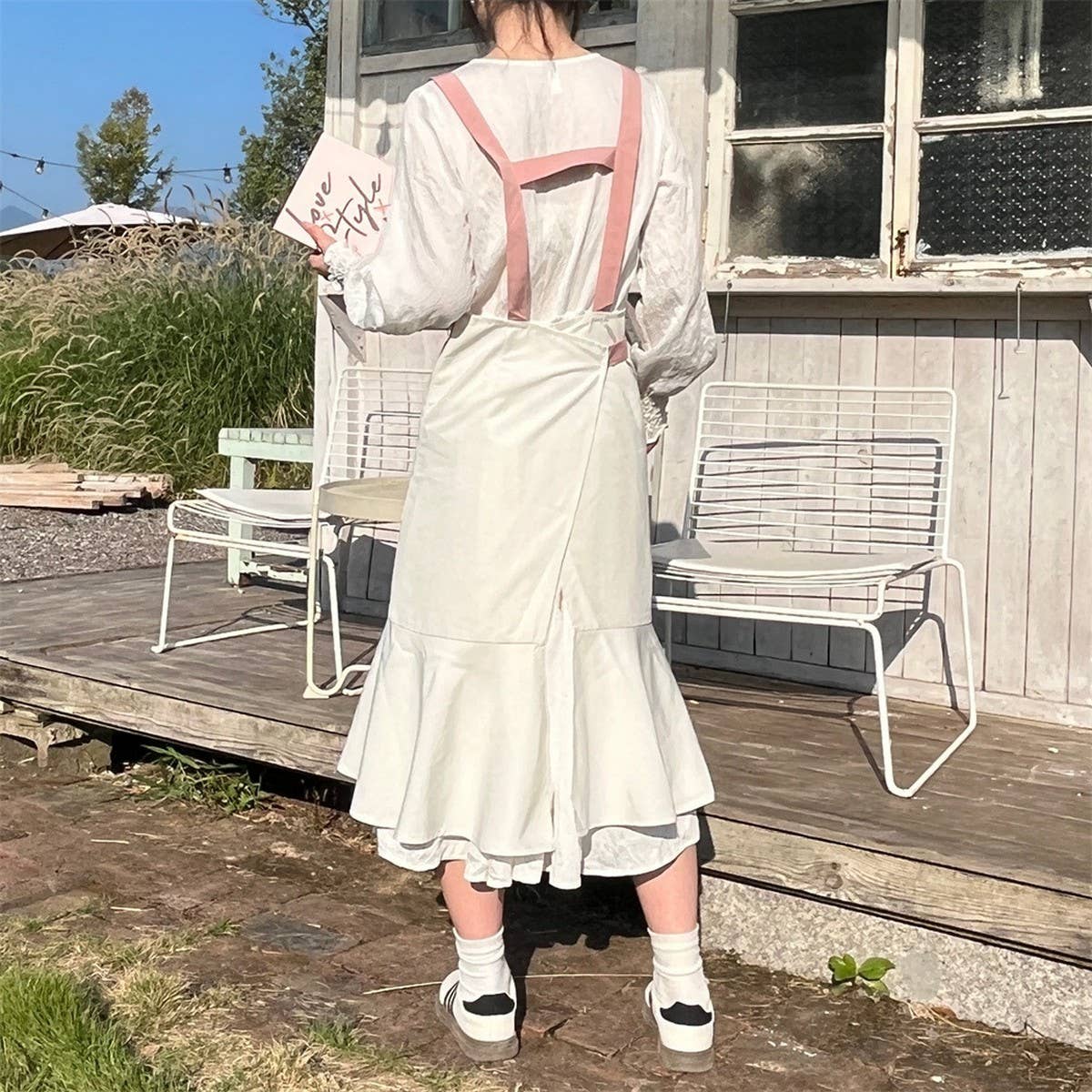 WATERPROOF AND ANTI-FOULING FISHTAIL APRON