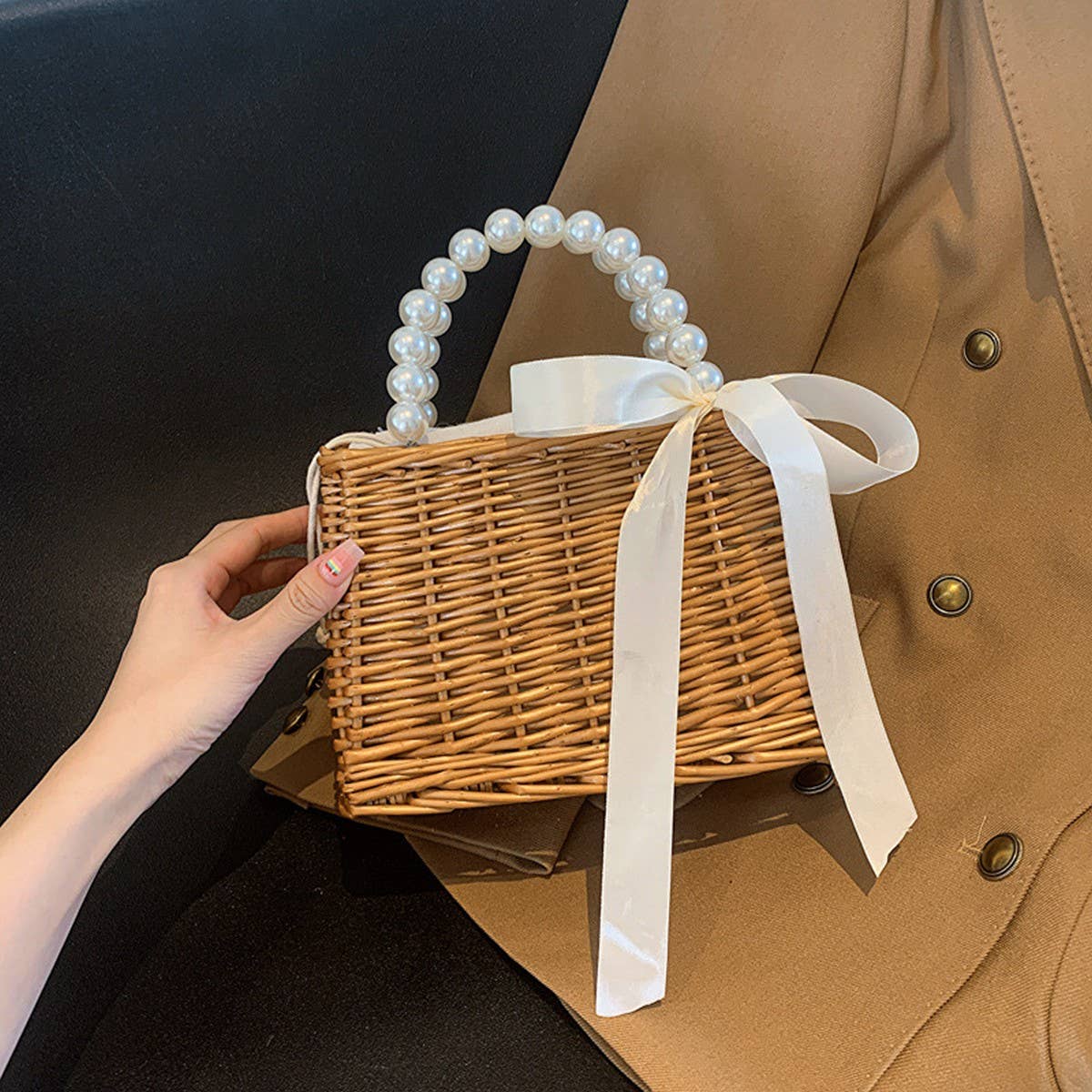 SIMPLE AND FASHIONABLE STRAW SMALL SQUARE BAG_CWAB2311