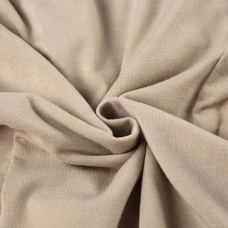 SLIM-FIT LOW-CUT ROUND NECK THREE-BUTTON T-SHIRT