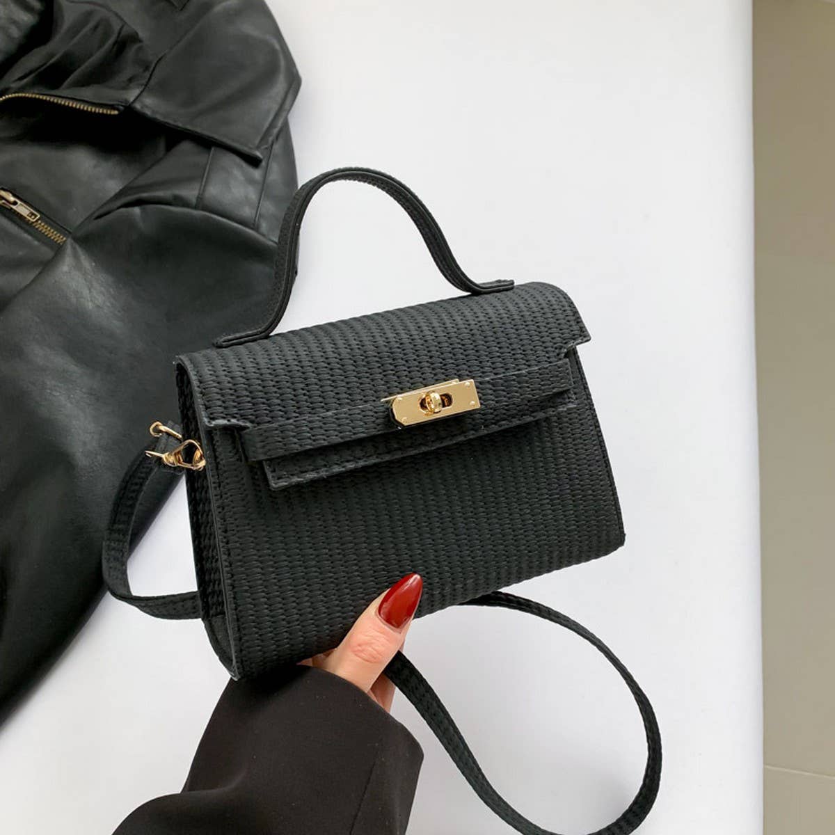 NICHE FASHION RETRO MESSENGER BAG_CWAB3295