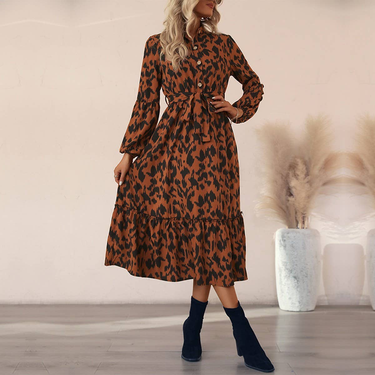 Stand collar long sleeve leopard print dress