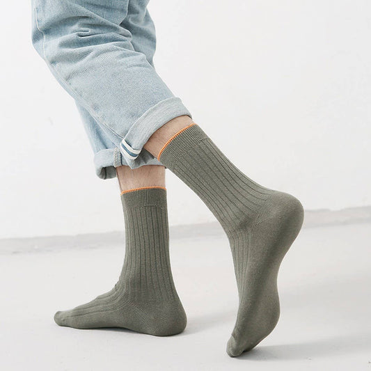 NEW AUTUMN AND WINTER CASUAL MEN'S MID-CALF SOCKS