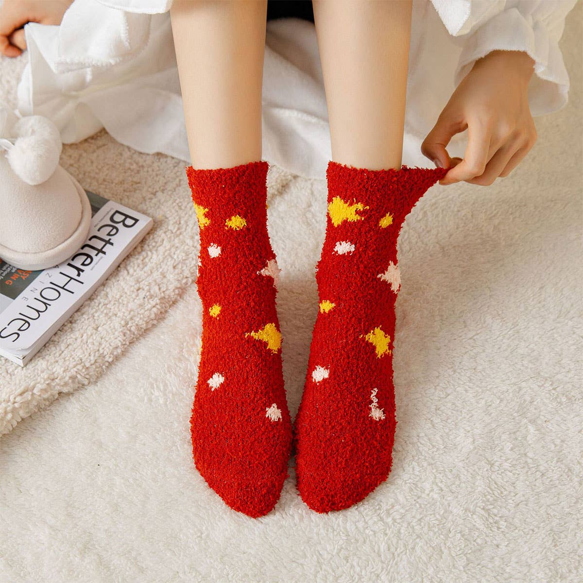 CHRISTMAS STAR PATTERN COZY SOCKS