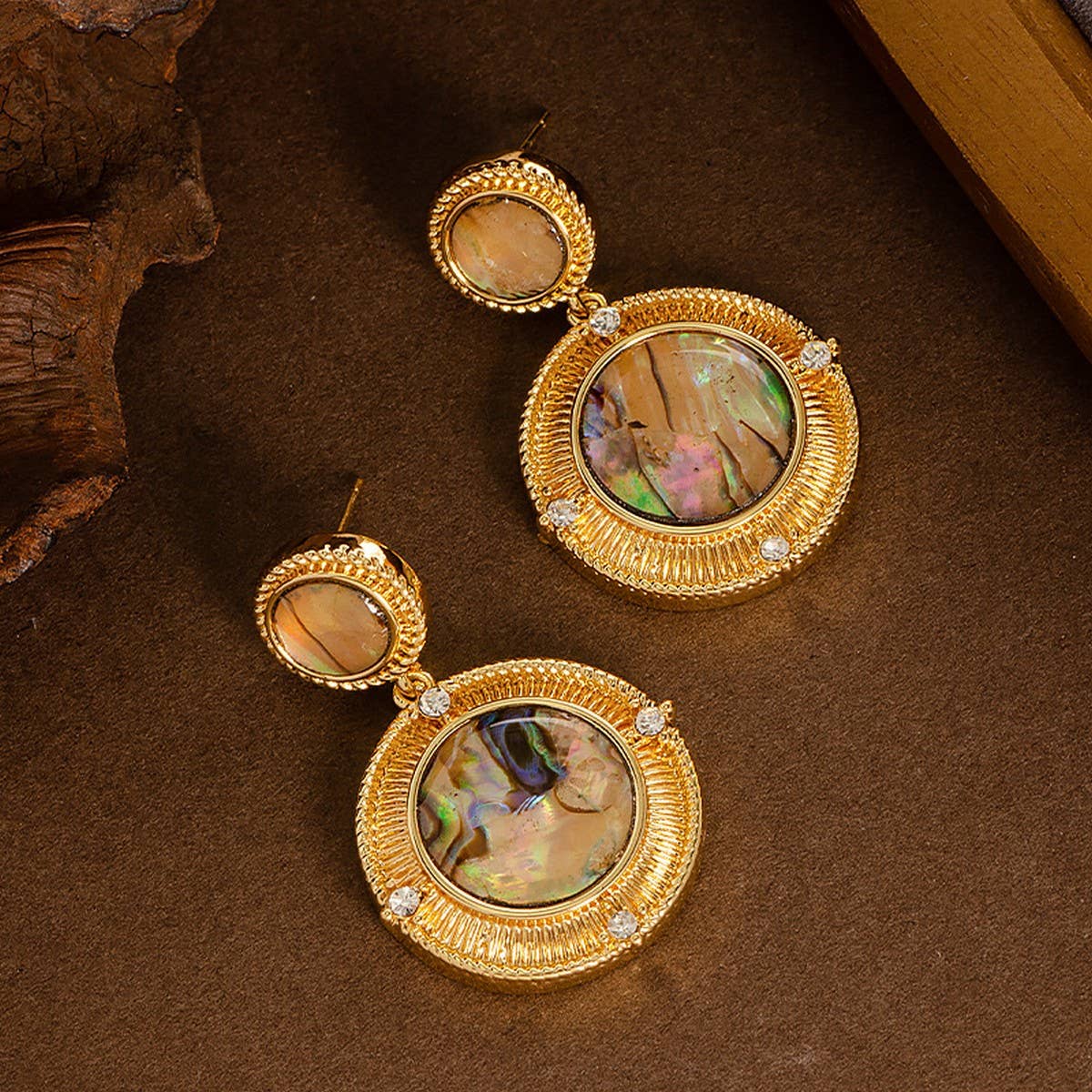 COLORFUL ABALONE EARRINGS WITH DIAMOND AND ZIRCON