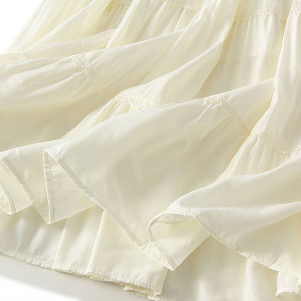 High-Waist Lace Trim A-Line Tiered Maxi Skirt