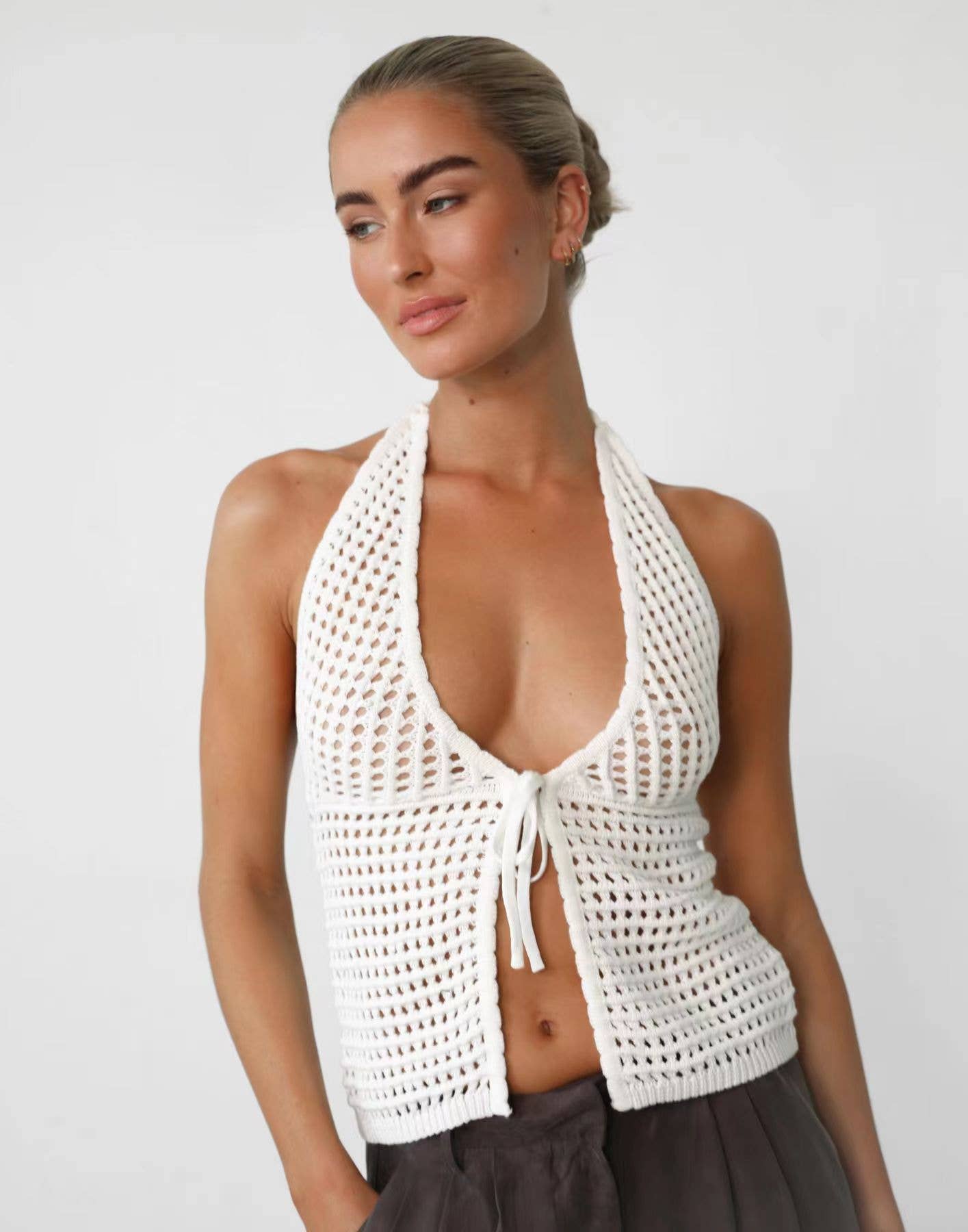 SEXY COMFORTABLE PICK HOLE CARDIGAN HALTER TOP