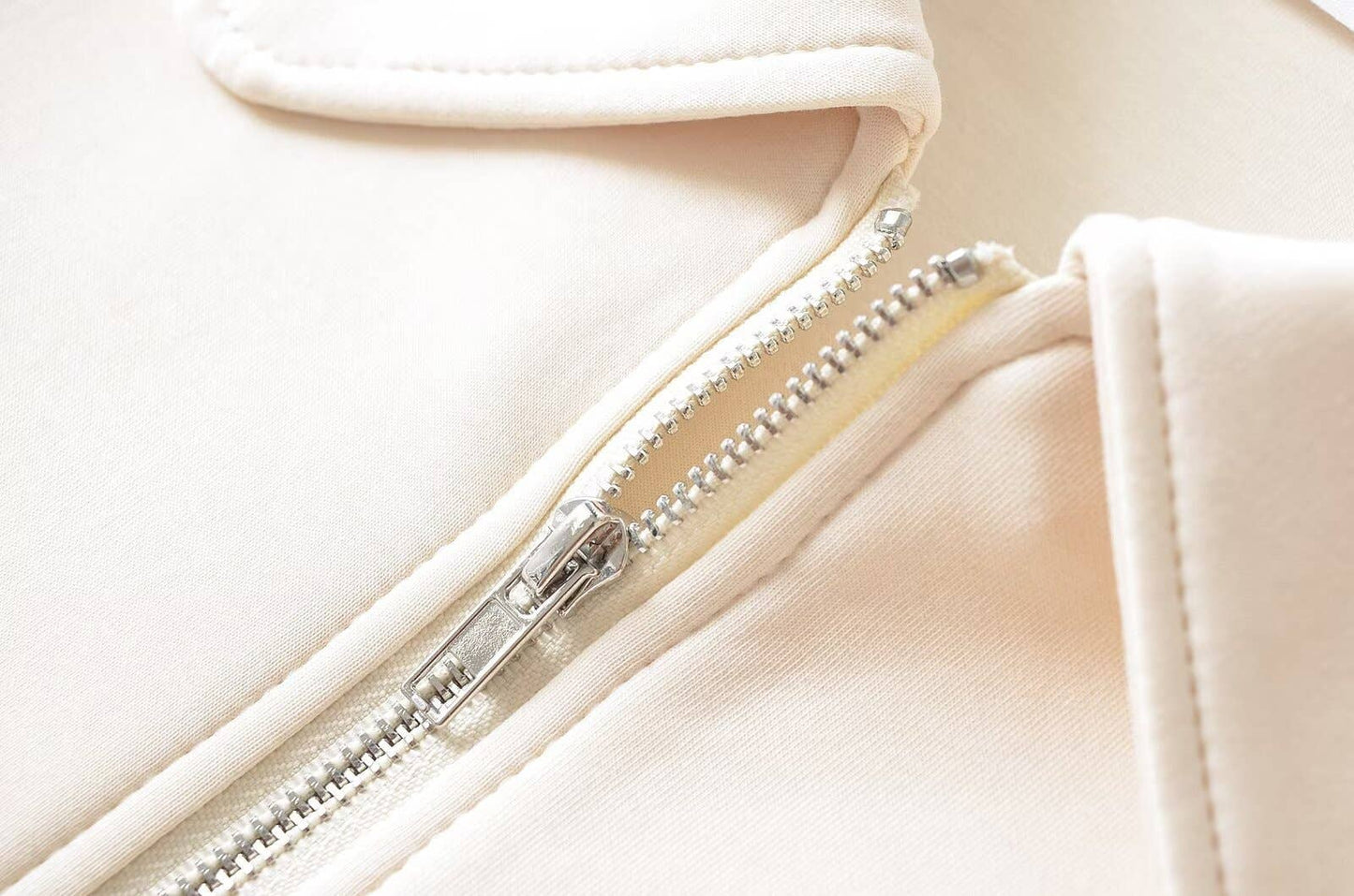 Solid color lapel zipper Short-sleeved cardigan