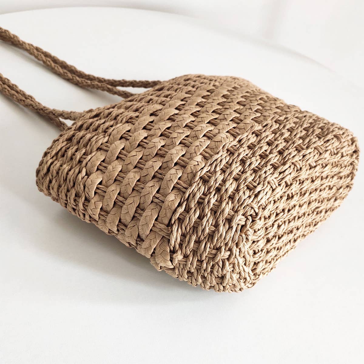 WOMEN HAND-WOVEN BUCKET STRAW BAG_CWAB0817