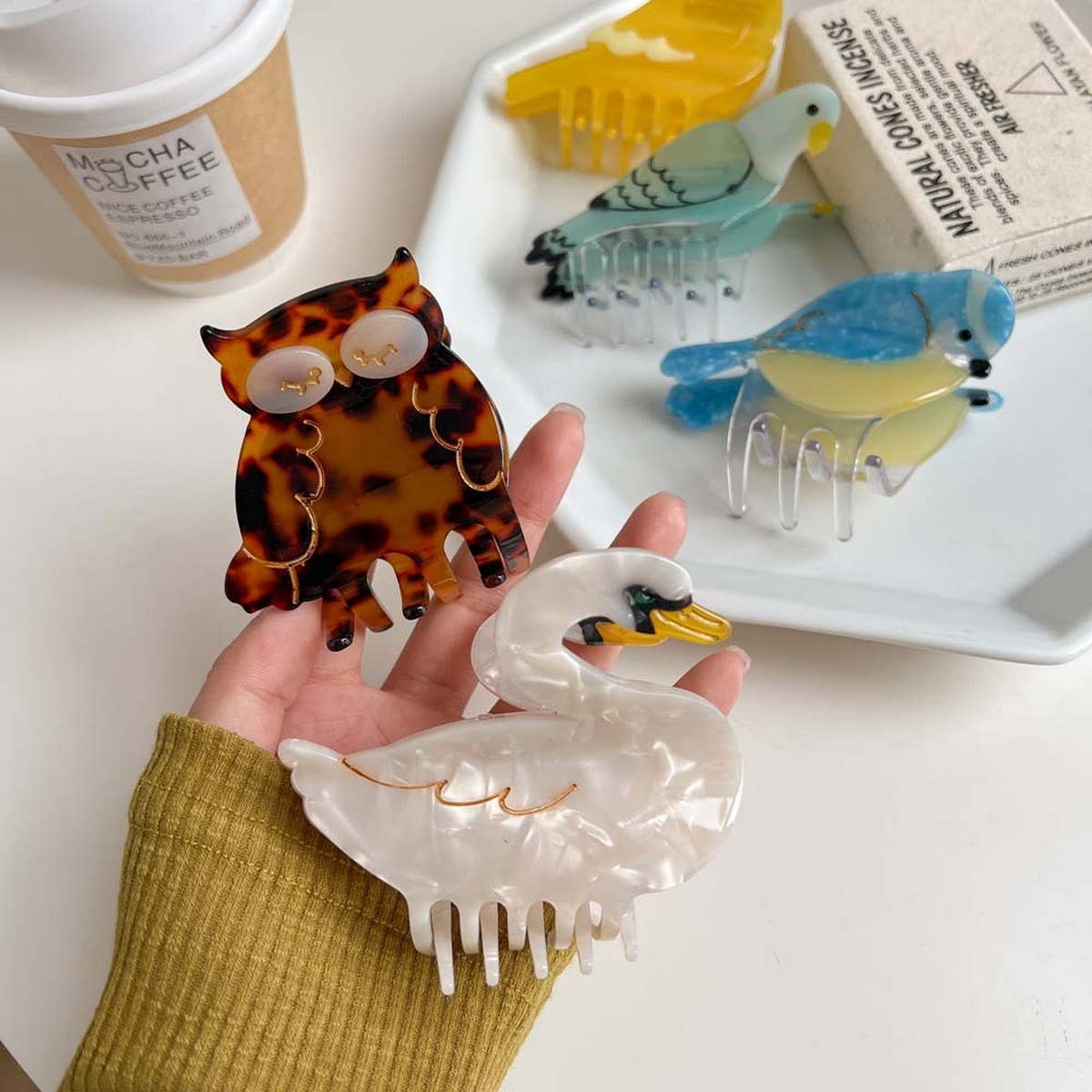 Bird Hair Claw??œAcetate Swan Peacock & Swallow Clip_CWAHA5763