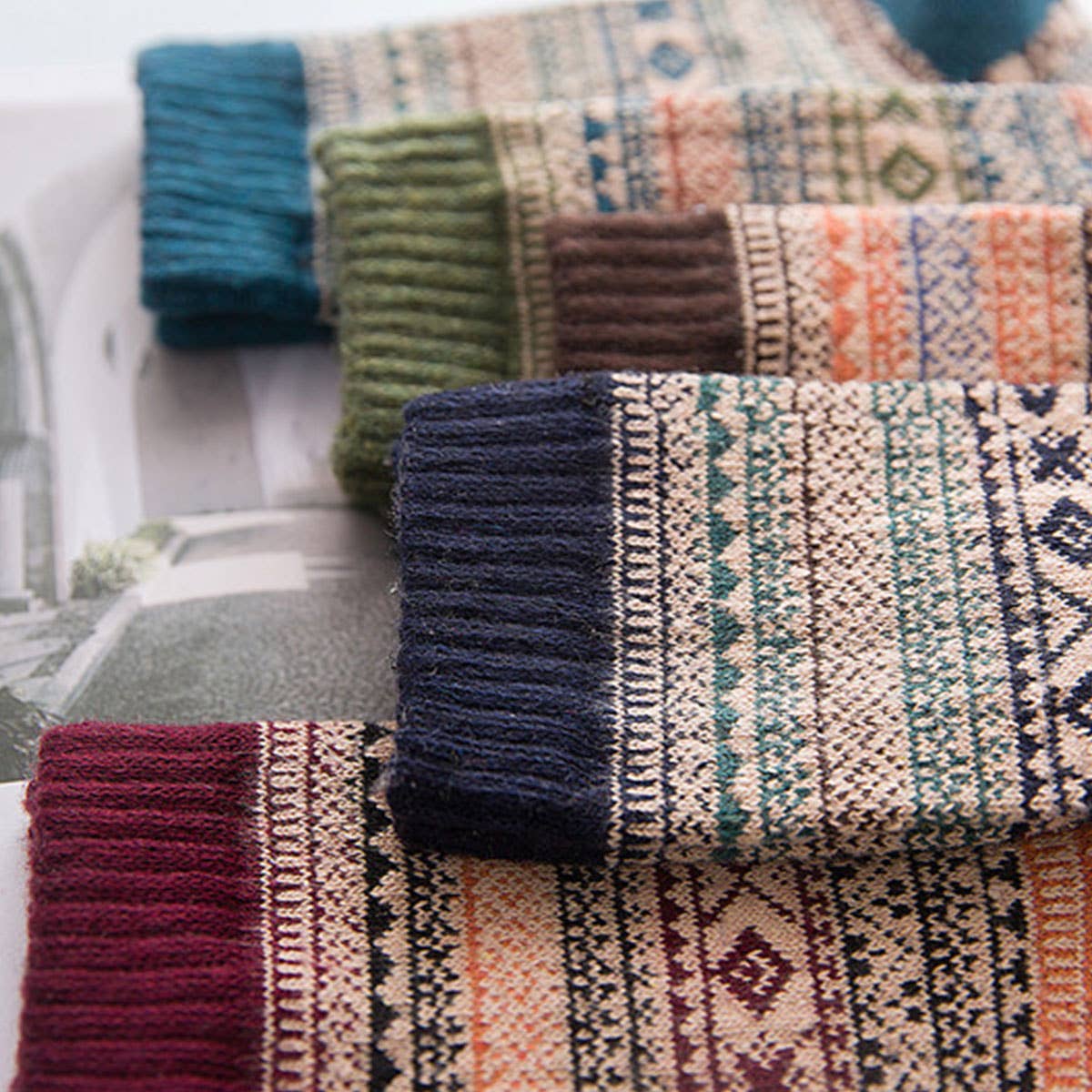 ALPACA VINTAGE FLORAL PATTERN CREW SOCKS_CWMS0205