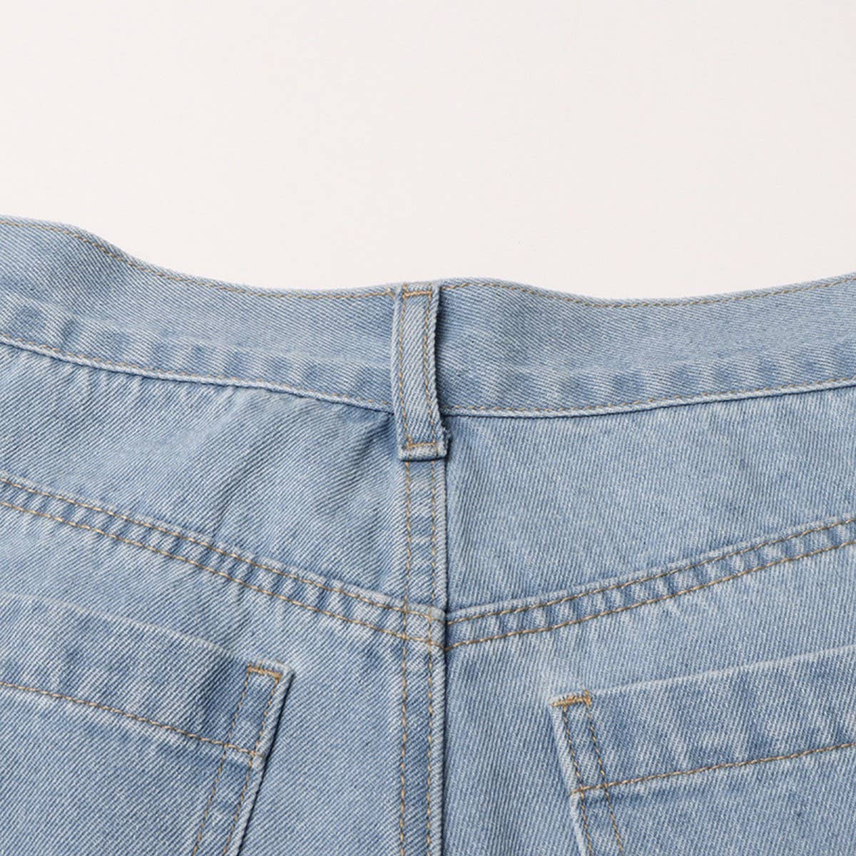 MID RISE MULTI POCKET DESIGN STRAIGHT LEG JEANS