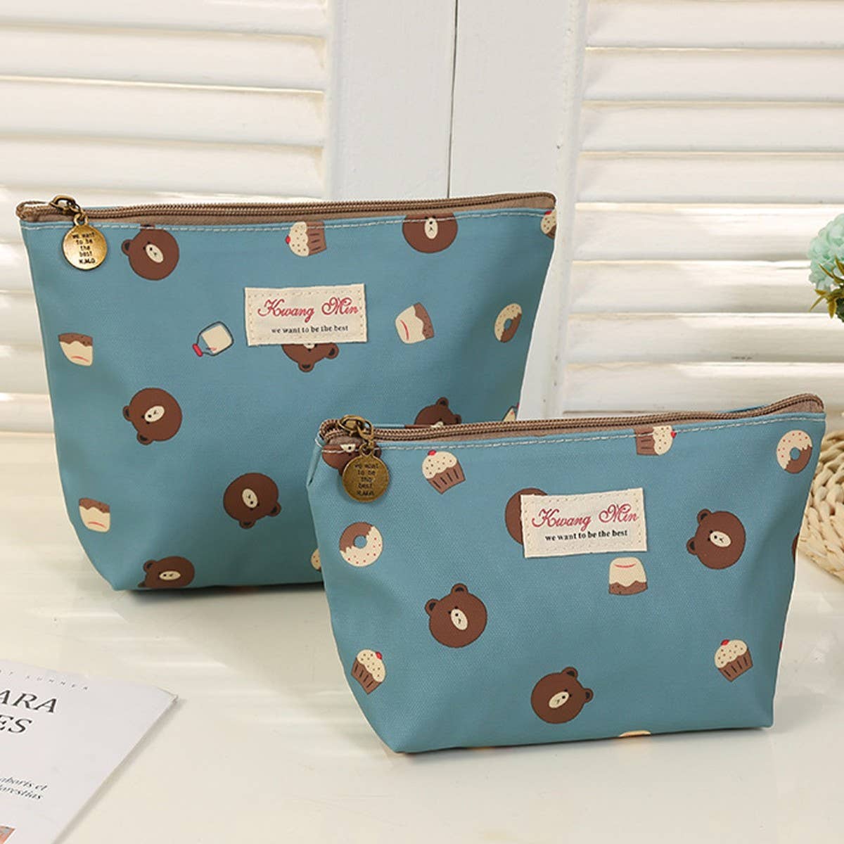 CARTOON BEAR WATERPROOF MAKEUP BAG_CWAB1731