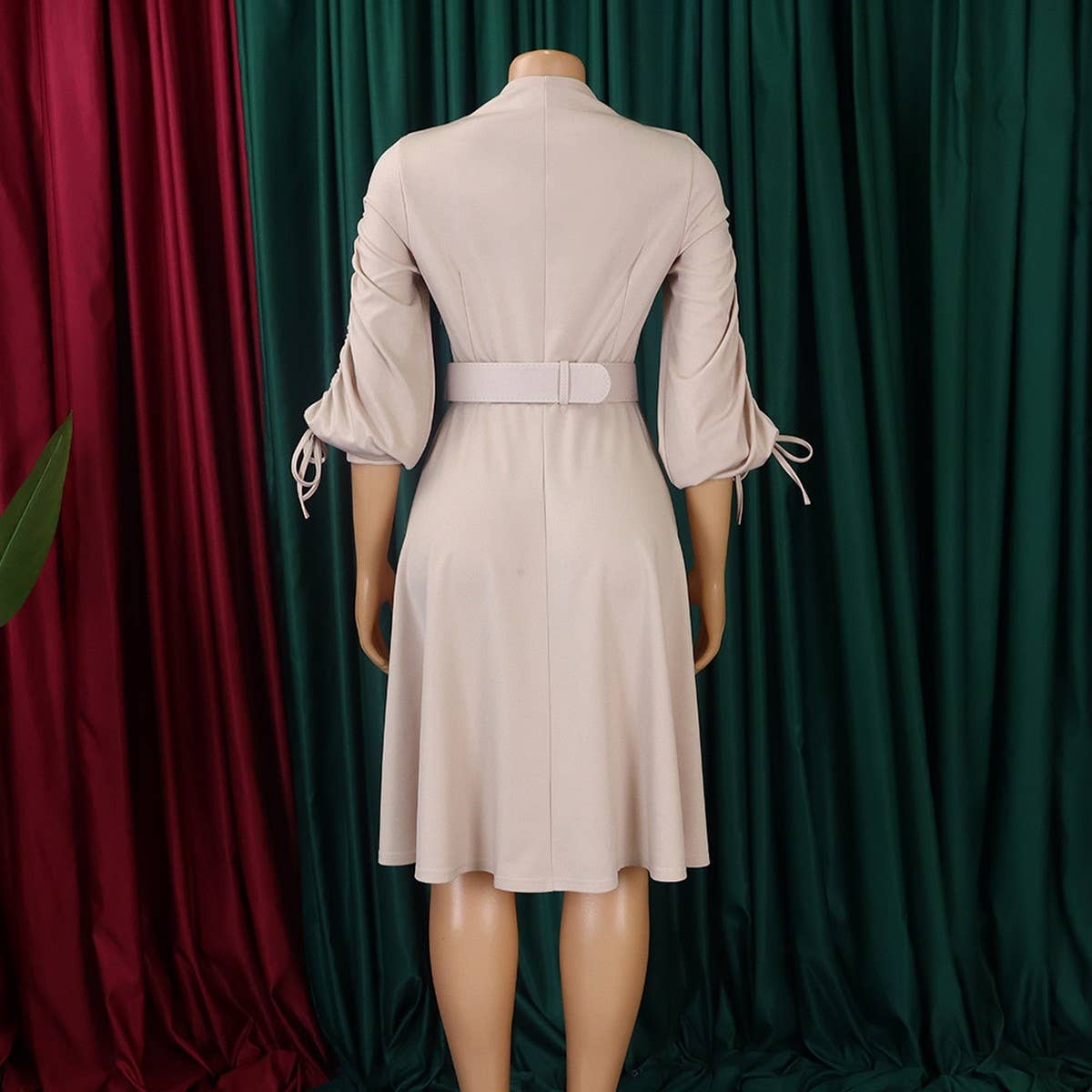 FASHIONABLE AND ELEGANT PLUS SIZE PLEATED DRESS_CWDSD6066