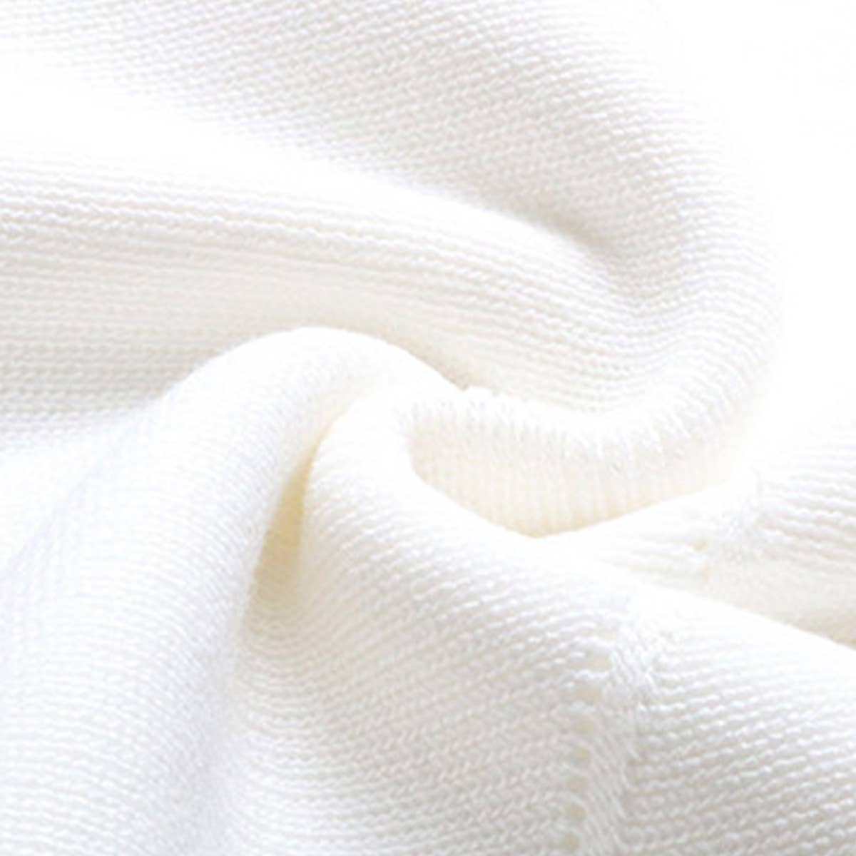 Sleeveless slim-fit blouse