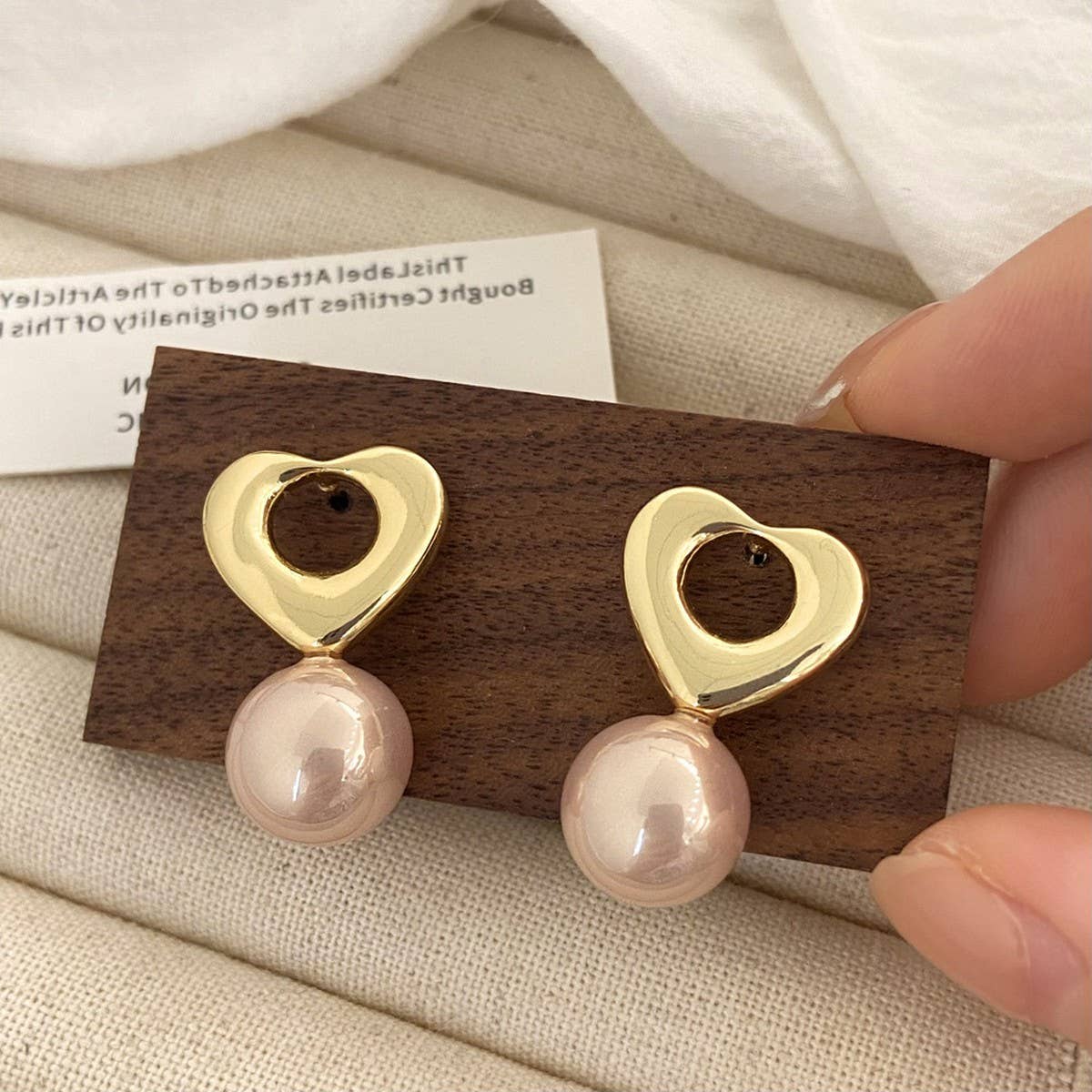VALENTINE'S DAY FASHION RETRO HEART PEARL EARRINGS