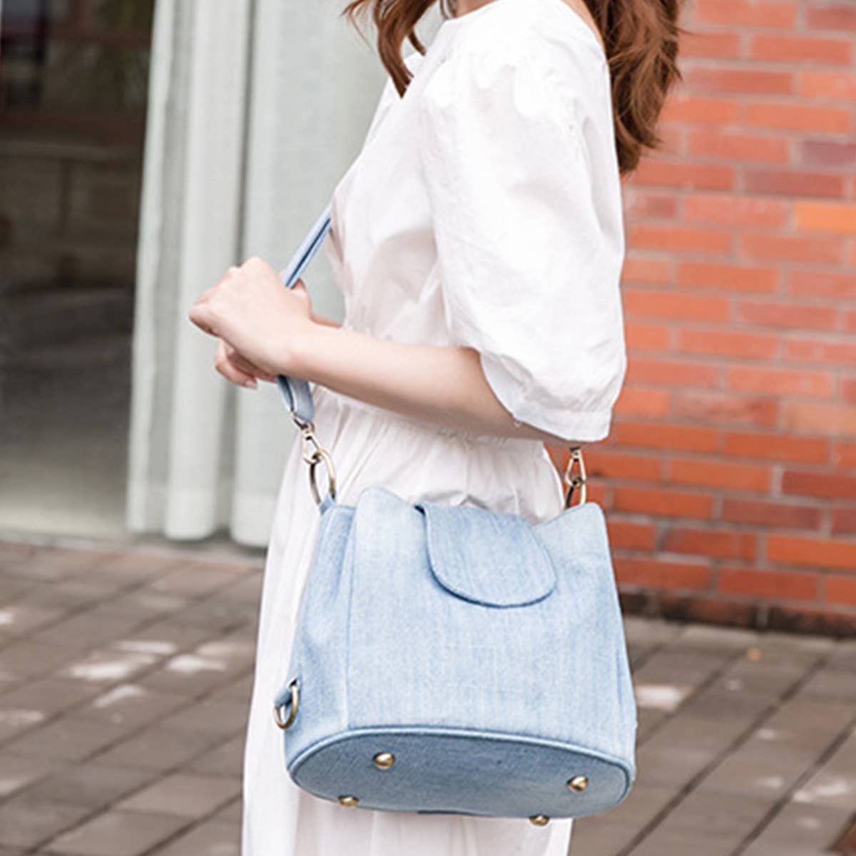 DENIM MULTI POCKET ONE SHOULDER BAG CROSSBODY BAG_CWAB1389