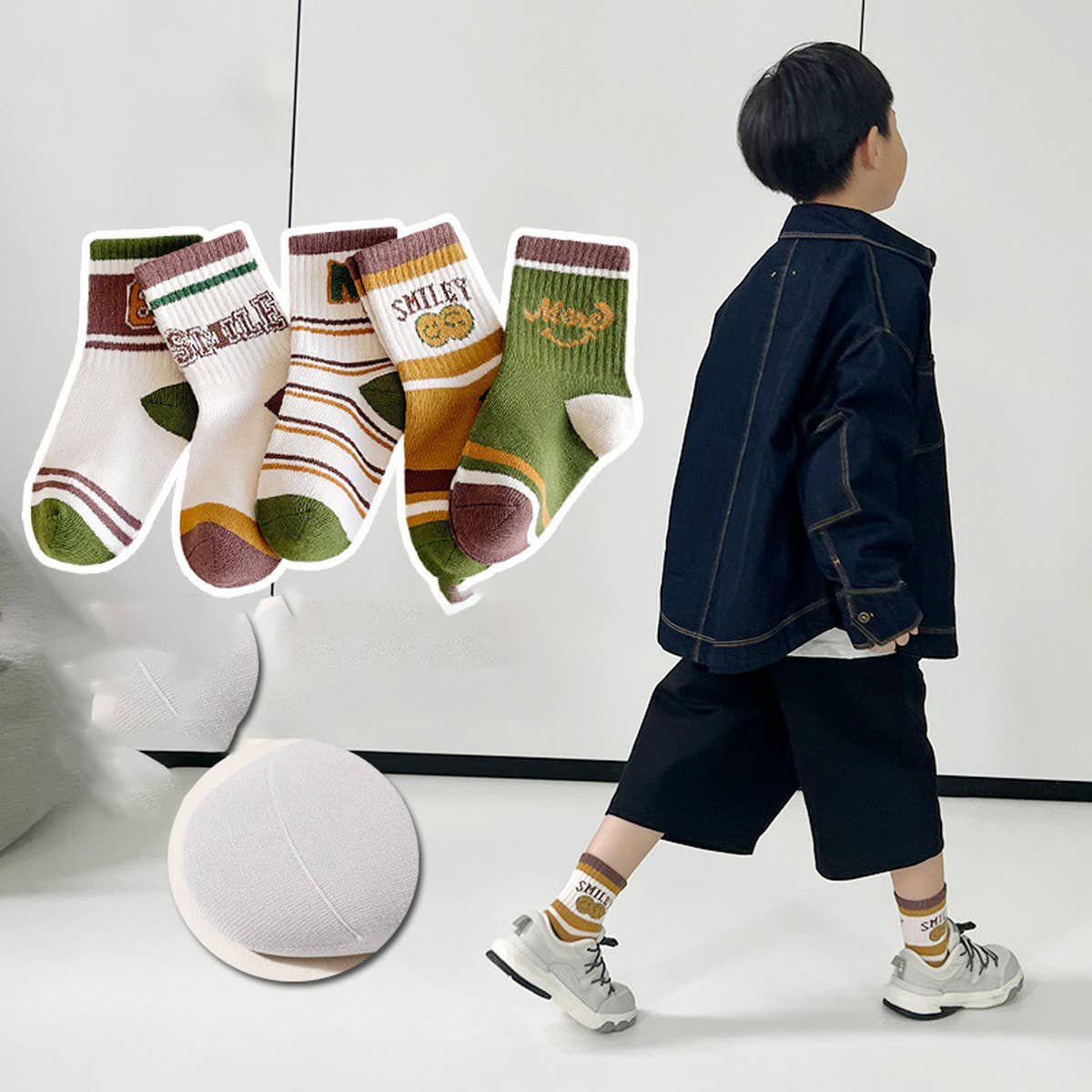 CWMM10098_KIDS SEAMLESS CREW SOCKS CARTOON UNISEX