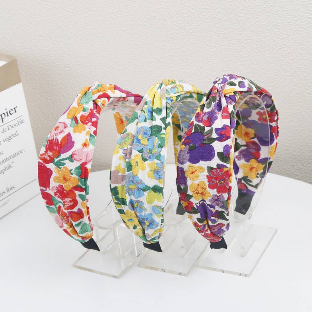 RETRO WIDE-BRIMMED PRINTED CROSS HEADBAND_CWAHA1717