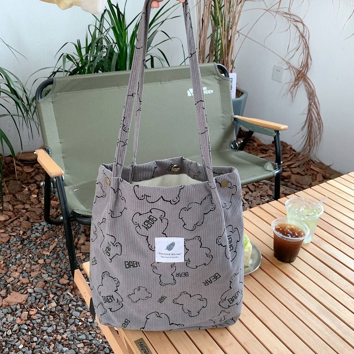 CWAB3899_CORDUROY SNAP-BUTTON LARGE-CAPACITY SHOULDER BAG