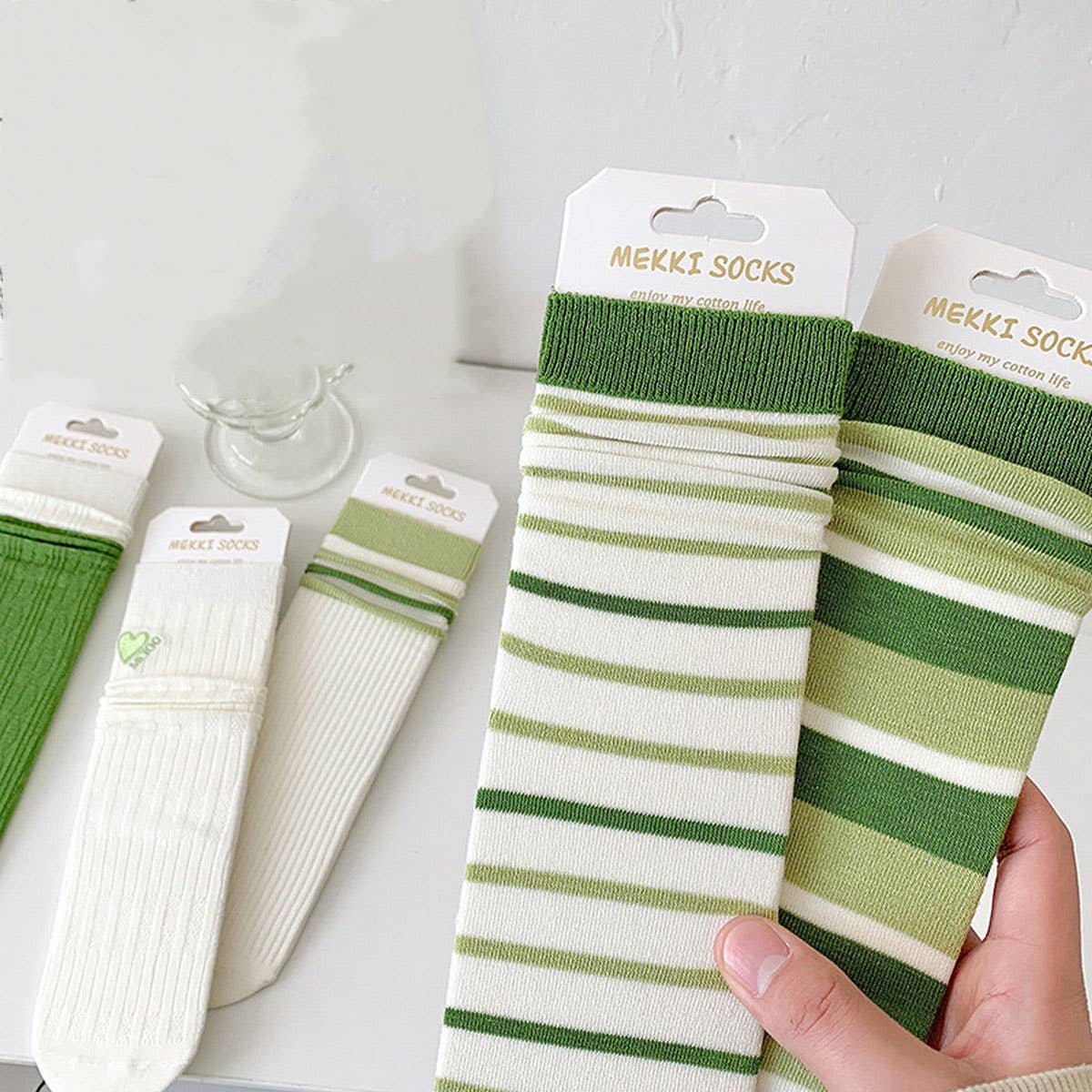 WOMEN'S SPRING AND SUMMER THIN LONG SOCKS