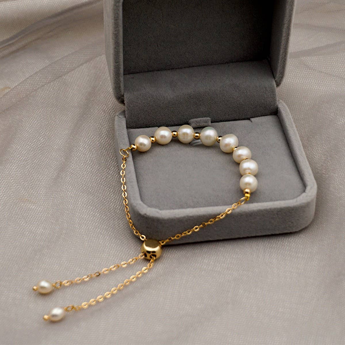 FRESHWATER PEARL SIMPLE FASHION BRACELET
