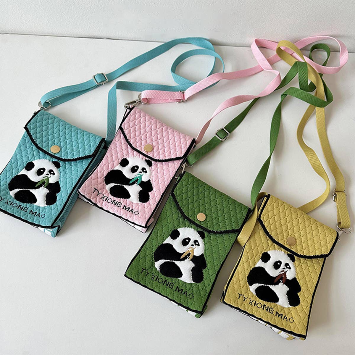 CUTE CARTOON PANDA KNITTED SHOULDER BAG_CWAB1520