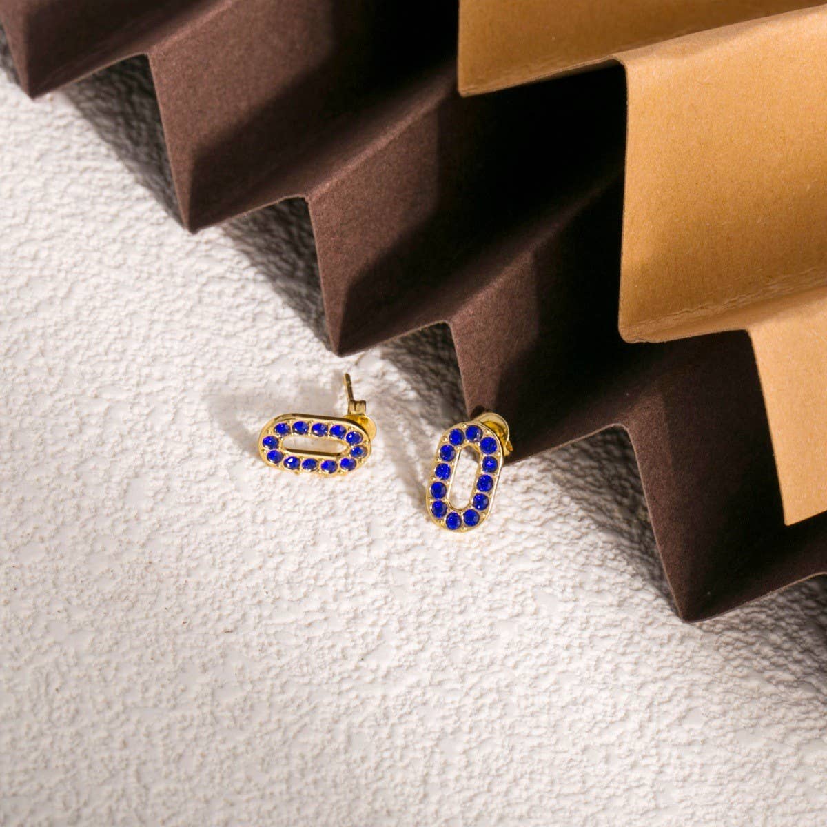 OVAL DIAMOND TITANIUM STEEL EARRINGS_CWMM3669