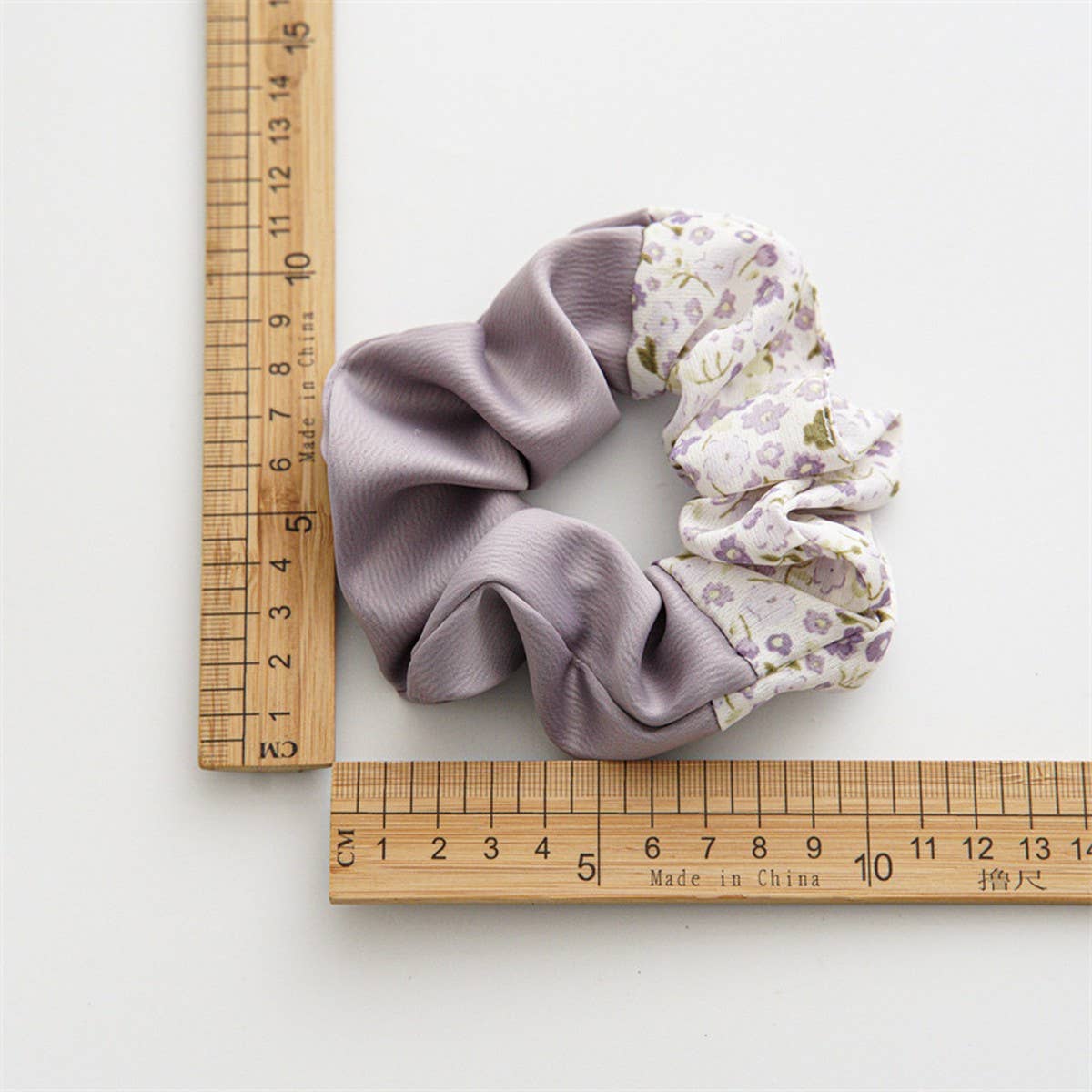 FASHIONABLE AND ELEGANT TWO-TONE HEADBAND_CWAHA2429