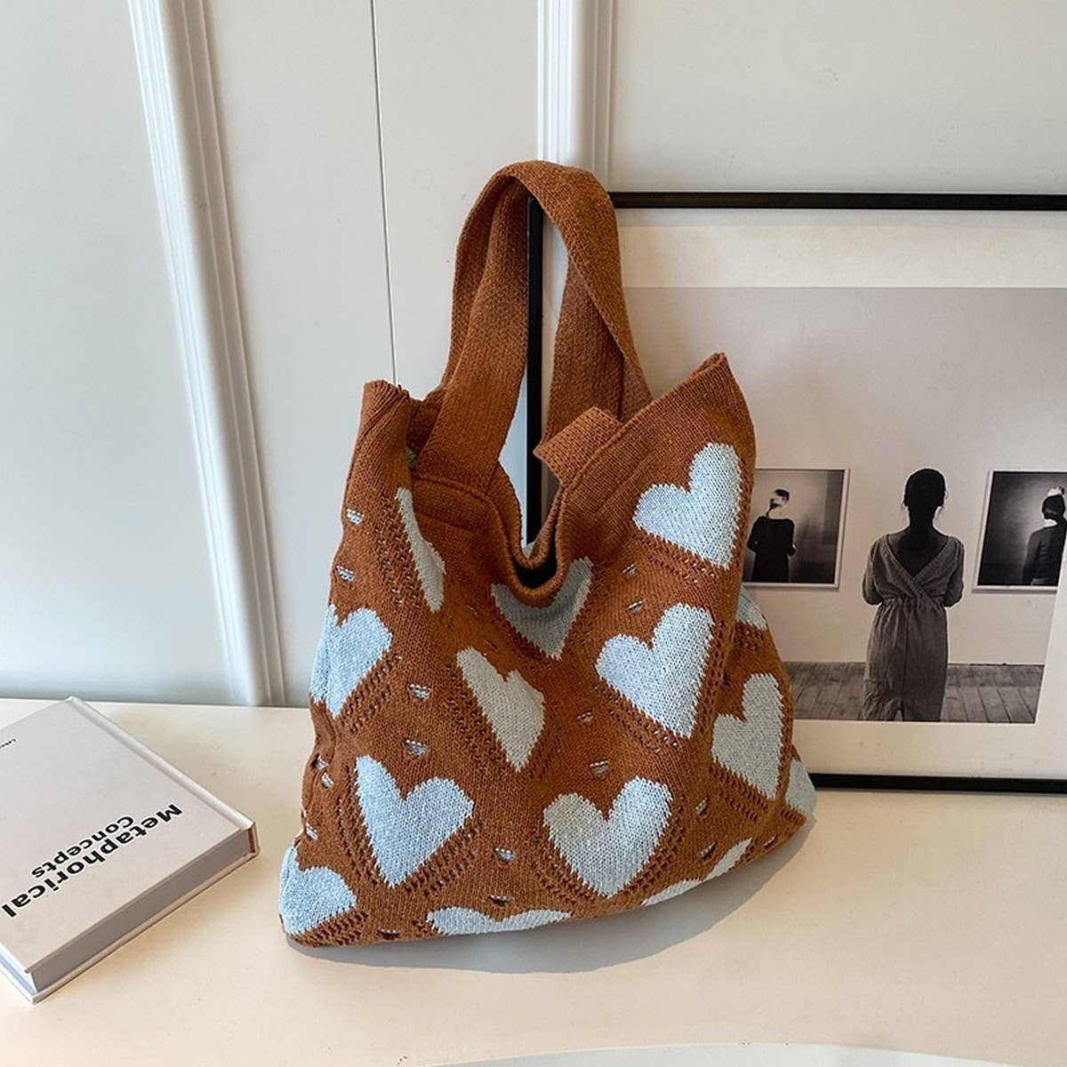 CWAB1956_KNITTED HEART TOTE BAG