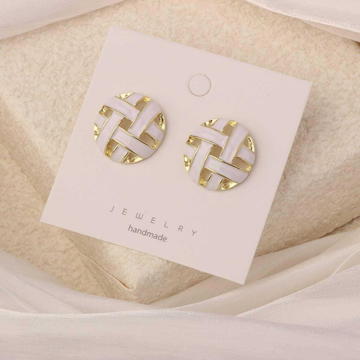 NEW SIMPLE HOLLOW GRID FOUR-LEAF EARRINGS