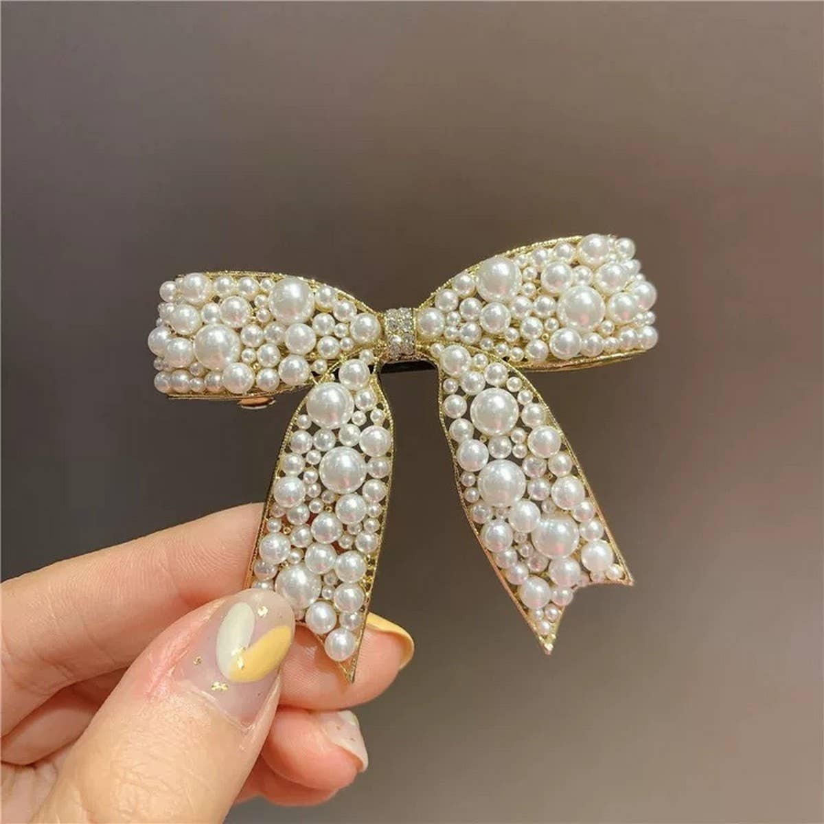 Pearl Bow Hair Clip ??5.5cm Elegant Spring Clip_CWAHA4676