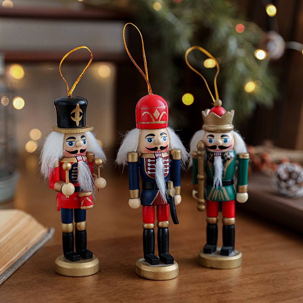Painted Wooden Nutcracker Soldier Christmas Decor_CWMM9738