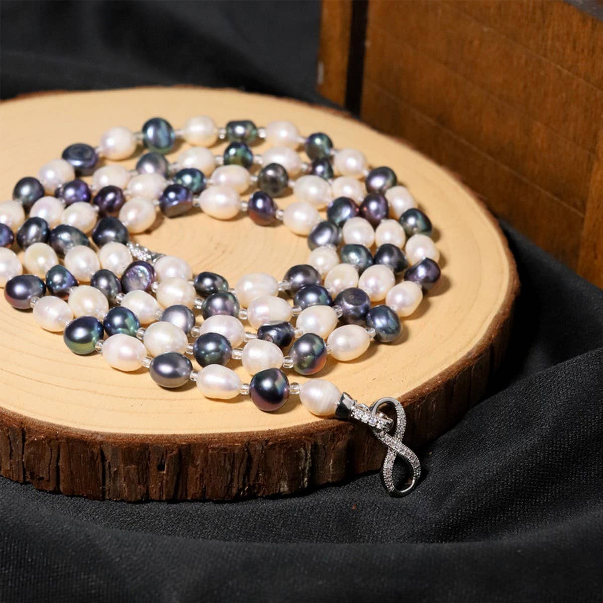 LUXURY RETRO NATURAL FRESHWATER PEARL NECKLACE