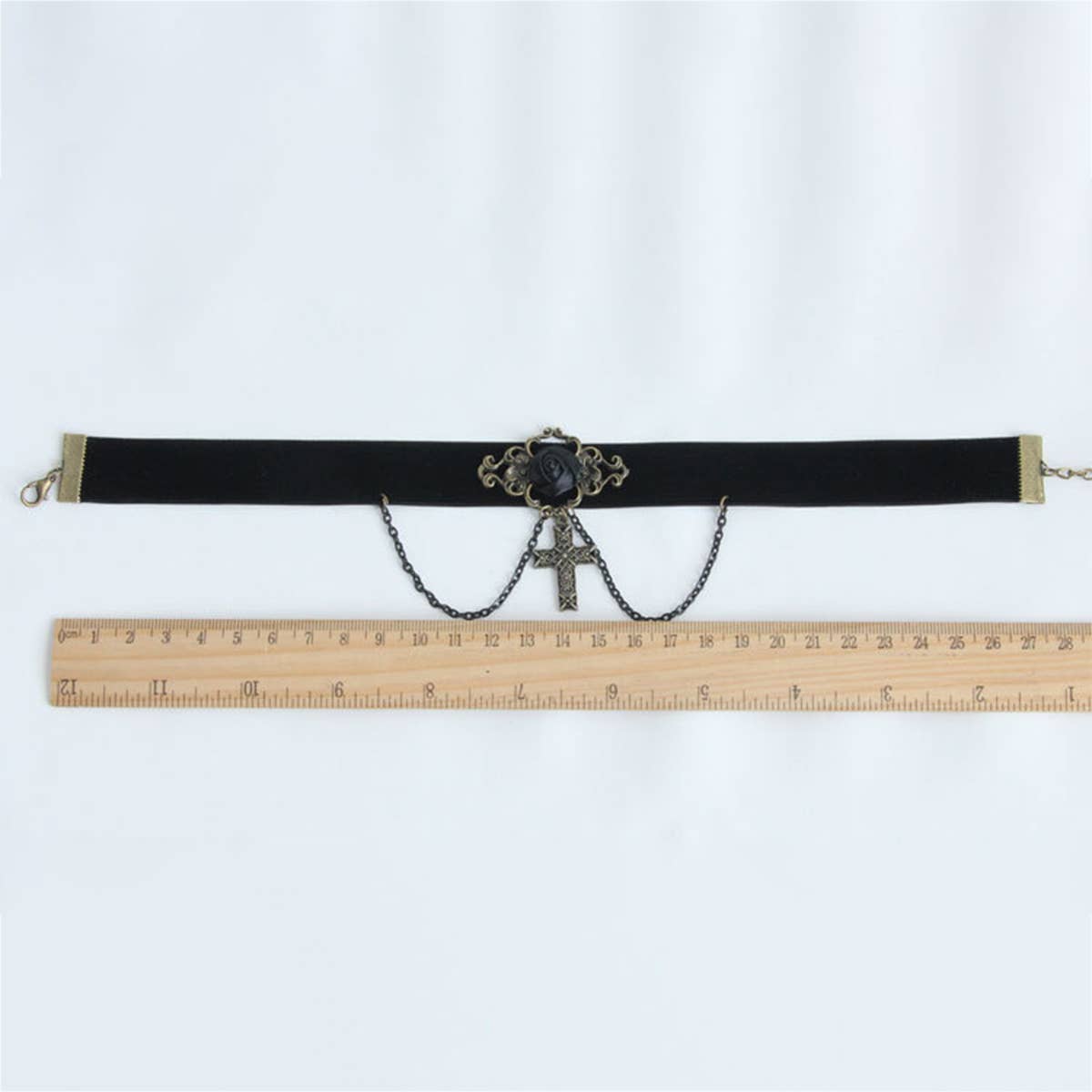 HALLOWEEN CROSS GOTHIC PUNK SHORT NECKLACE