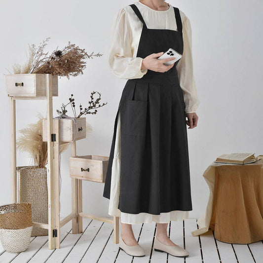Cotton solid color adjustable Aprons with pockets