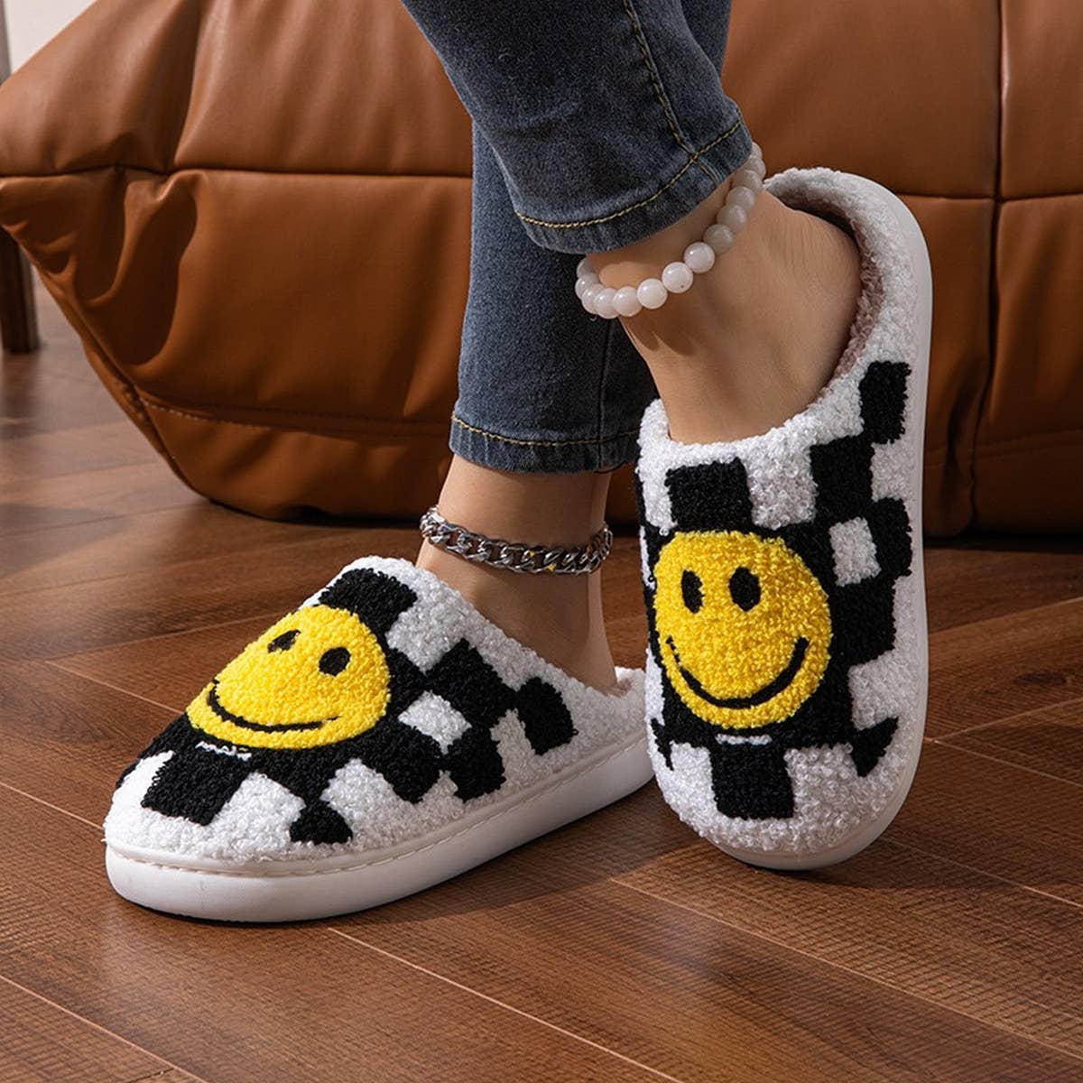 HOME CHECKERBOARD SMILEY FACE COTTON SLIPPERS
