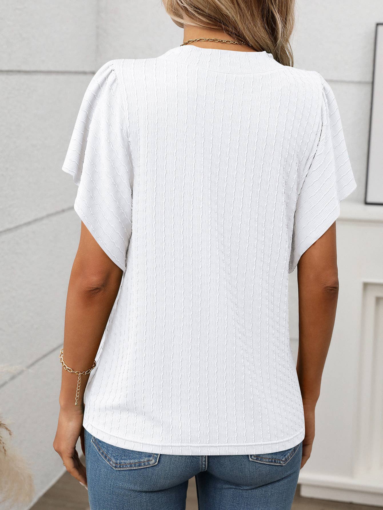 Solid color round neck short sleeve T-shirt