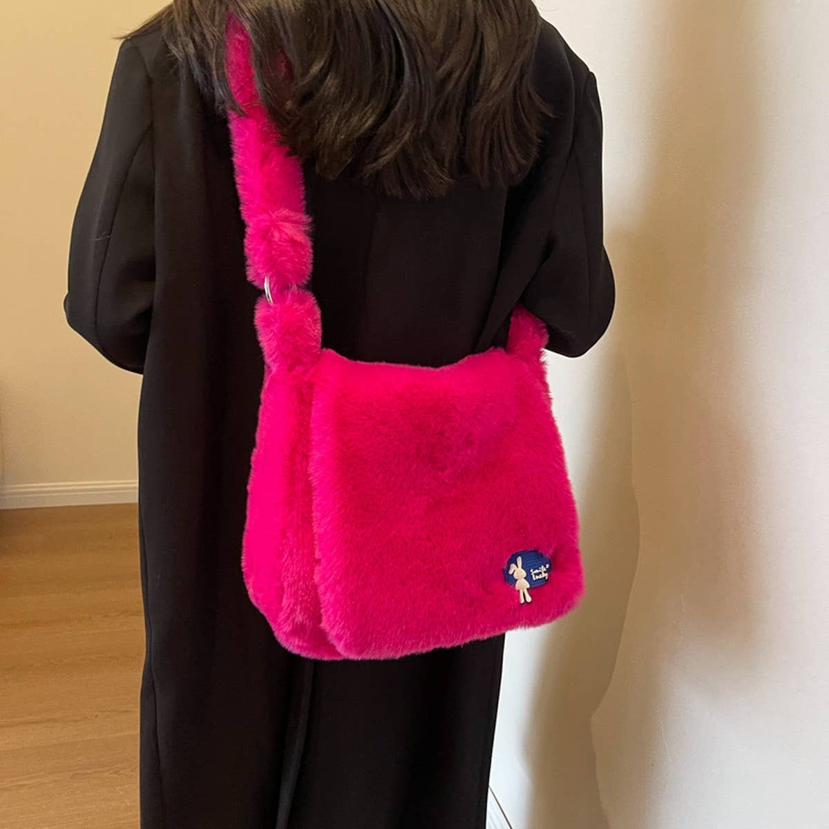 WINTER CROSSBODY FAUX RABBIT FUR PLUSH BAG_CWAB3928