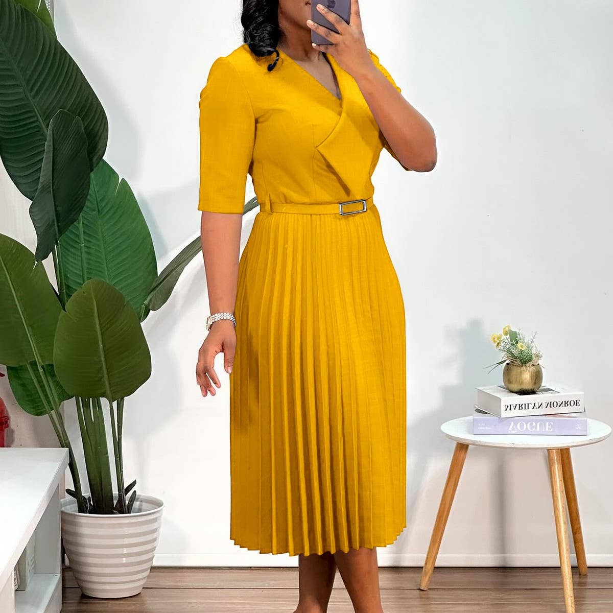 SOLID COLOR V-NECK FASHIONABLE PLEATED DRESS_CWDMD3717